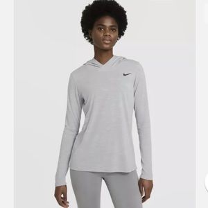 Women’s Nike pull over dri fit hoodie